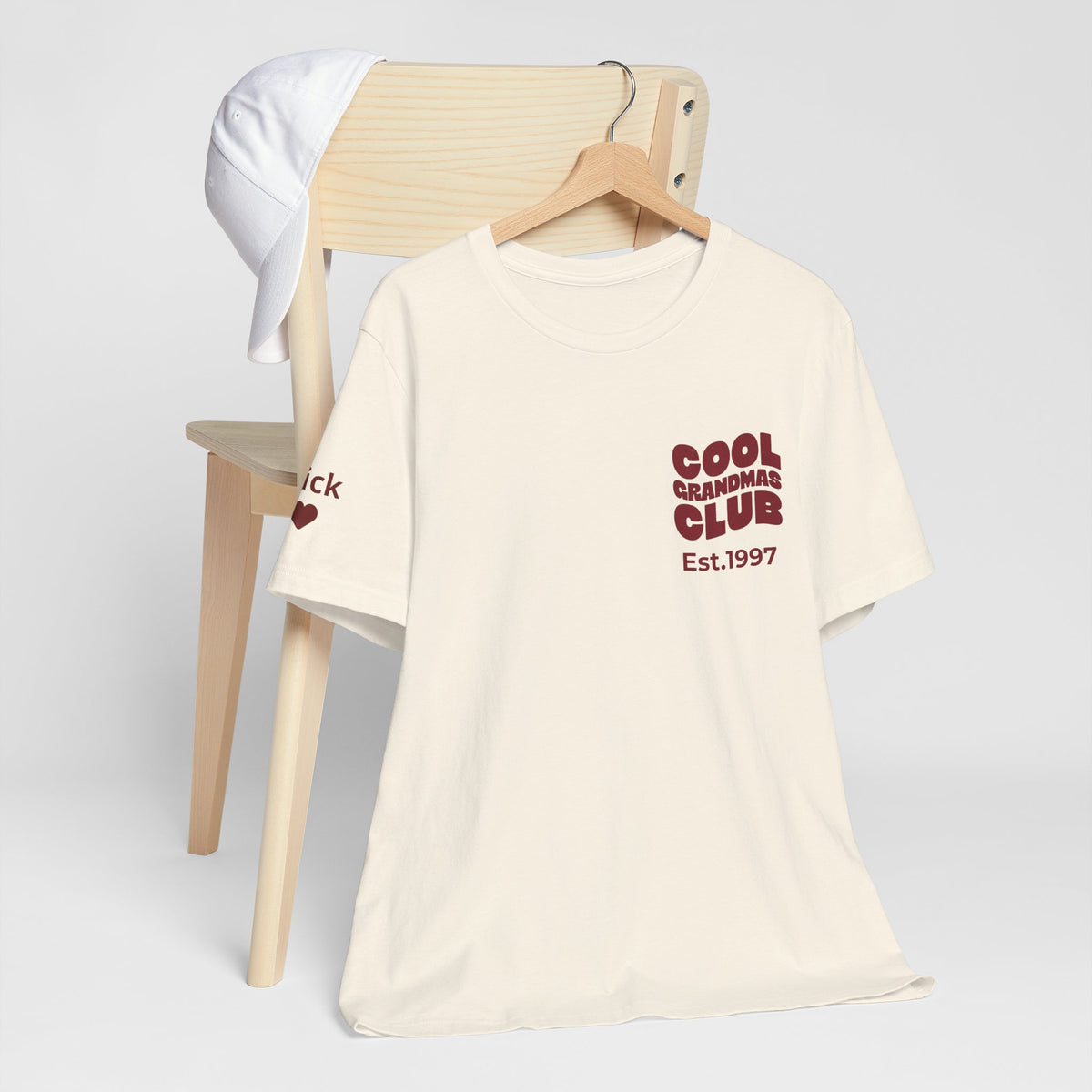 T-Shirt Cool Grandmas Club and Grandchildren's Names on Sleeve